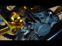 Einbau Entlüftungsventile - Motorrad